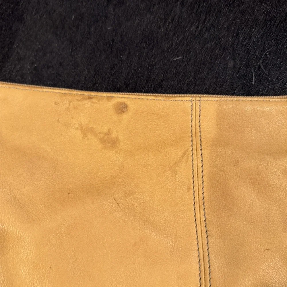tignanello leather Cargo Hobo Shoulder handbag Camel/tan‎